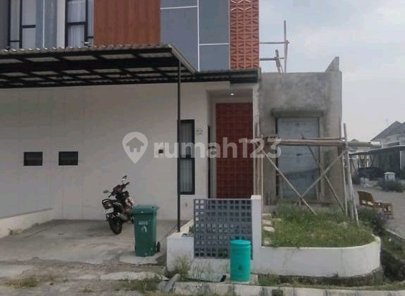 Over Kredit Ru.comah Cluster Kartika Residence Karawang Timur