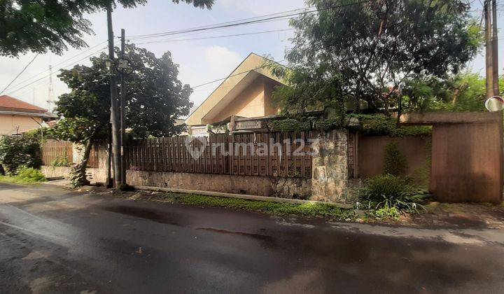 Jual Rumah 2 Lantai Butuh Renovasi Shm Tengah Kota 1