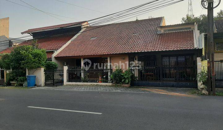 Dijual Rumah Strategis di tengah kota bebas banjir 1