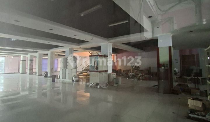 For Rent: Business Space in Pandanaran, Suitable for Offices 2