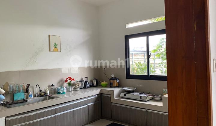 Rumah Disewakan Kota Baru Parahyangan Full Furnished View Danau 2