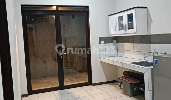 House for Sale/Rent in New Parahyangan City Furnished 2