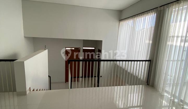 Rumah Dijual di Perumahan Pondok Hijau Bandung Semi Furnished 2