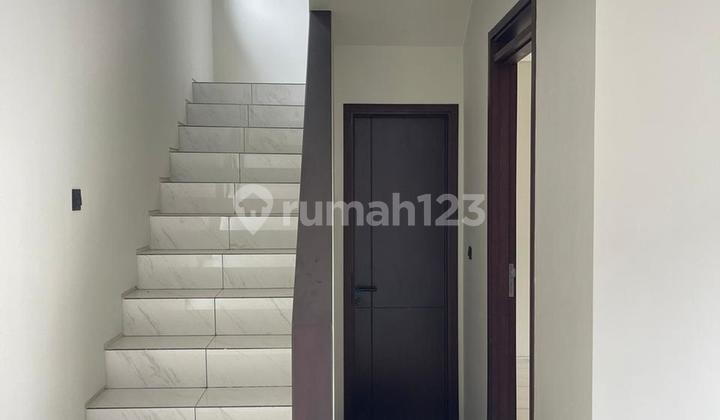 Rumah Dijual Kota Baru Parahyangan Nyaman Terawat