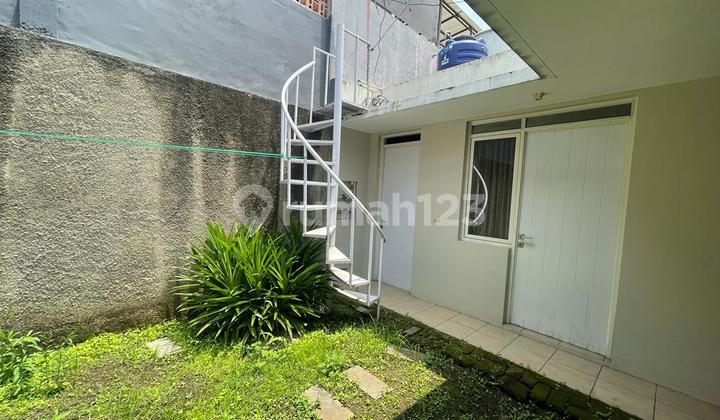 Disewakan Rumah Semi Furnish Kota Baru Parahyangan 2