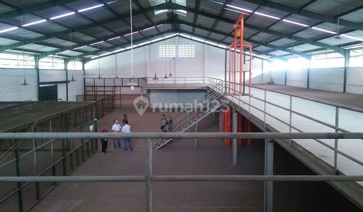 Dijual Gudang Mainroad Cipacing Bandung 1