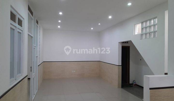 Disewakan Rumah Baru Renov Kota Baru Parahyangan 1