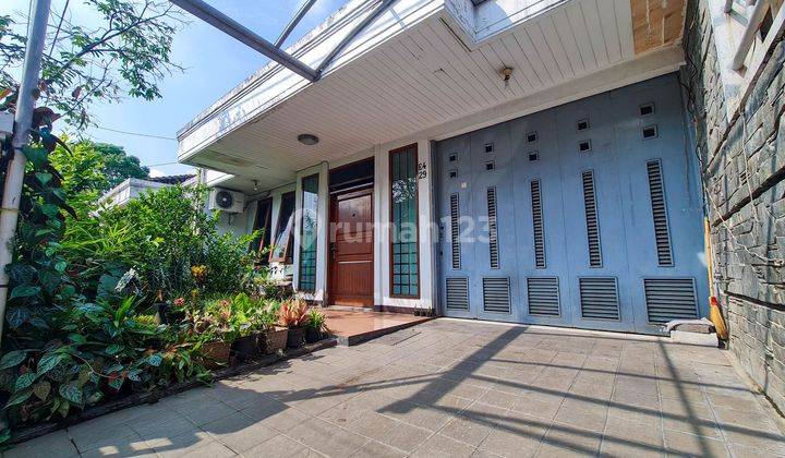 Rumah Dijual Taman Holis Indah Bandung Desain Klasik Modern 2