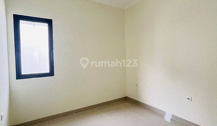 Rumah 2 Lantai Dijual Summarecon Bandung Nyaman Terawat 2