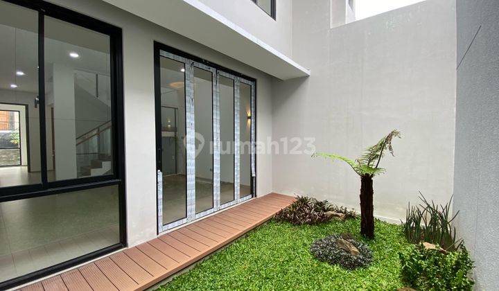 Rumah Dijual Setraduta Hegar Bandung Modern Minimalis 2