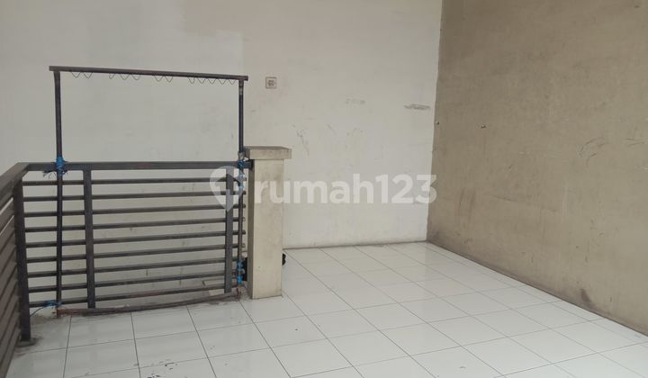 Boarding House for Sale in Karasak, Bandung, Strategic Location 2