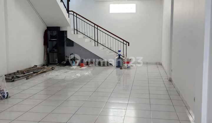 Shop House for Sale in Mekarwangi Bandung, Strategic Main Road Location Shop House for Sale in Mekarwangi Bandung, Strategic Main Road Location