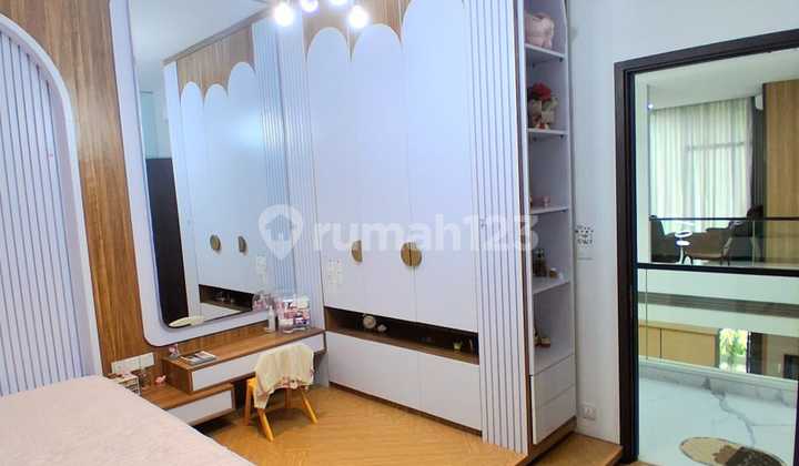 Rumah Dijual Cepat Emily Summarecon Bandung Full Furnished 2