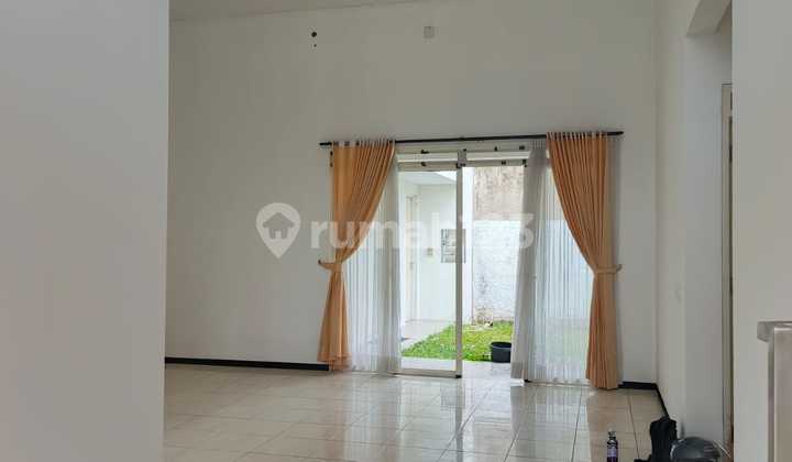 House for Rent in Kota Baru Parahyangan Ready to Occupy House for Rent in Kota Baru Parahyangan Ready to Occupy