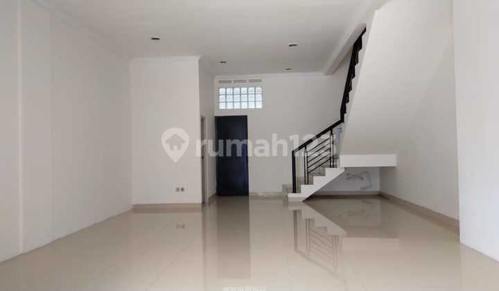 Shop House for Sale on Jl Pajajaran Bandung, Highly Strategic Location