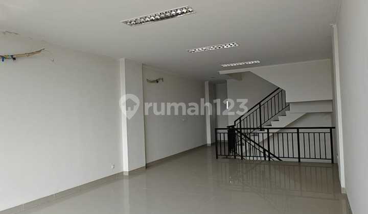 Ruko Baru Disewakan di Ruby Summarecon Bandung