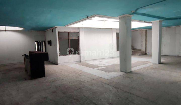 Ruang Usaha Dijual disewakan Jend Sudirman Bandung Mainroad 2