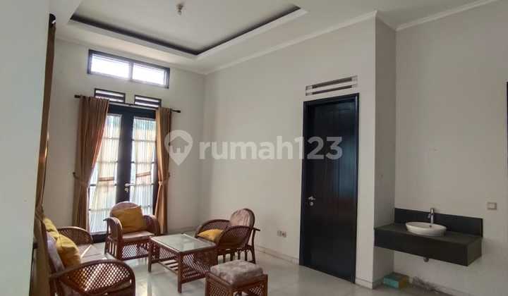 Luxury Lux House For Sale in Kota Baru Parahyangan Fully Furnished