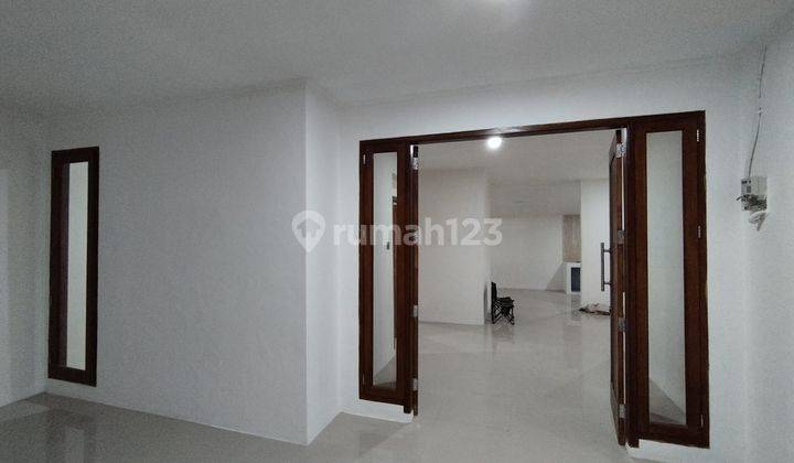 Rumah Dijual Cepat Taman Kopo Indah Bandung Siap Huni 2