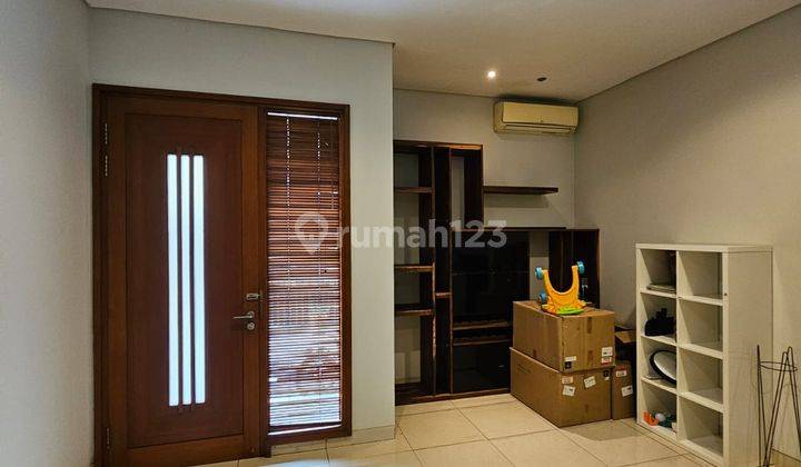 Rumah Disewakan Istana Pasteur Bandung Semi Furnished 1