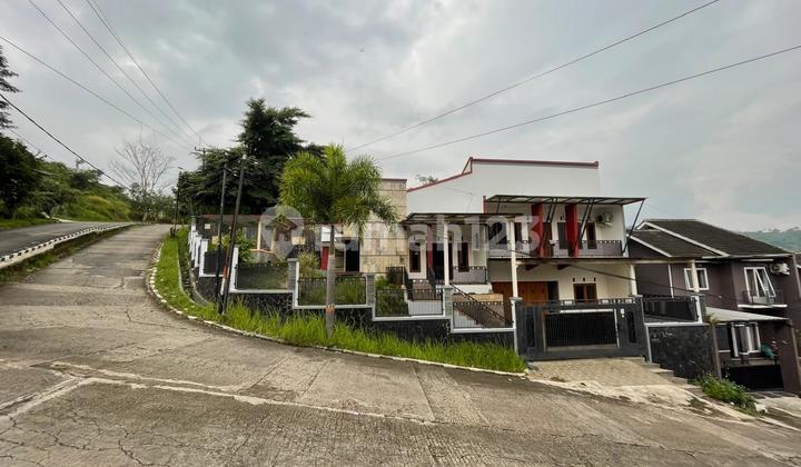 Rumah Dijual Area Kota Baru Parahyangan Padalarang 2