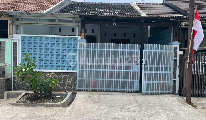 Rumah Dijual di Taman Kopo Indah Bandung Terawat Siap Huni Rumah Dijual di Taman Kopo Indah Bandung Terawat Siap Huni