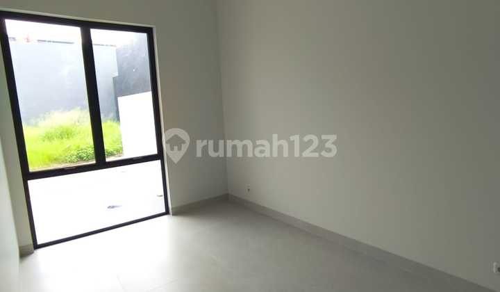 Rumah Dijual di Setraduta Bandung Baru Minimalis 2