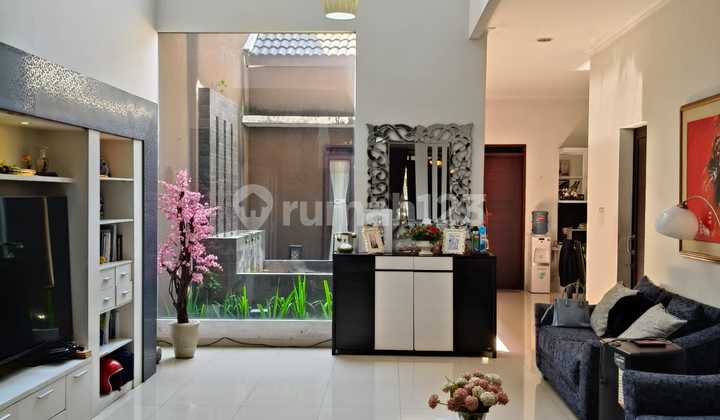 Rumah Dijual di Komplek Batununggal Bandung Terawat