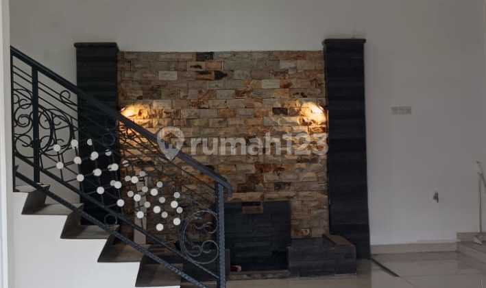 House For Sale/For Rent in Kota Baru Parahyangan Semi Furnished