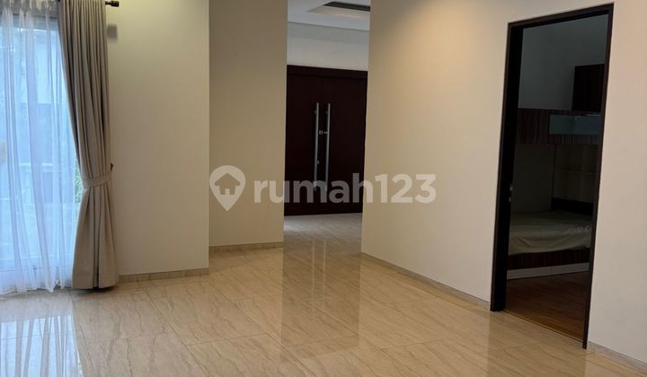 Dijual Rumah Mewah Lux di Kota Baru Parahyangan Siap Huni 2