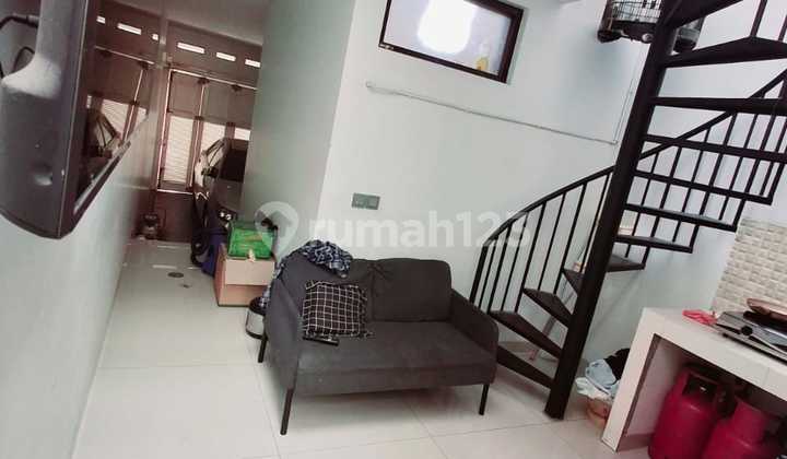 Rumah Dijual di Kota Baru Parahyangan Lokasi Strategis Mainroad 2