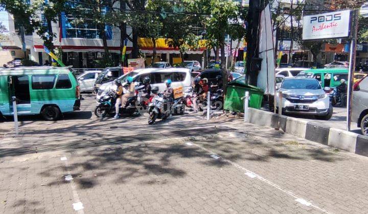 Ruko Disewakan Riau Bandung Mainroad Siap Pakai 1