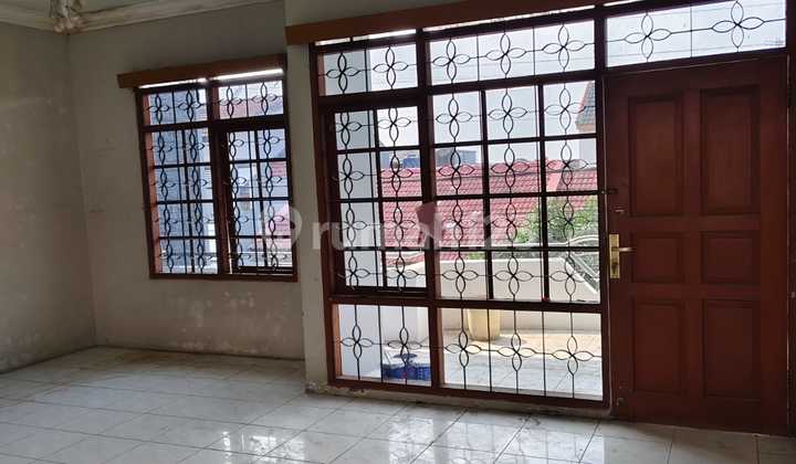 Rumah Dijual di Taman Kopo Indah Bandung Siap Huni