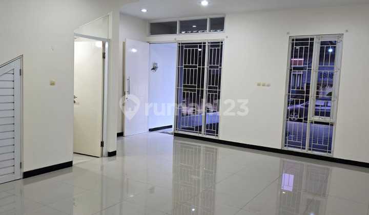 Rumah Dijual Taman Kopo Indah Bandung Siap Huni