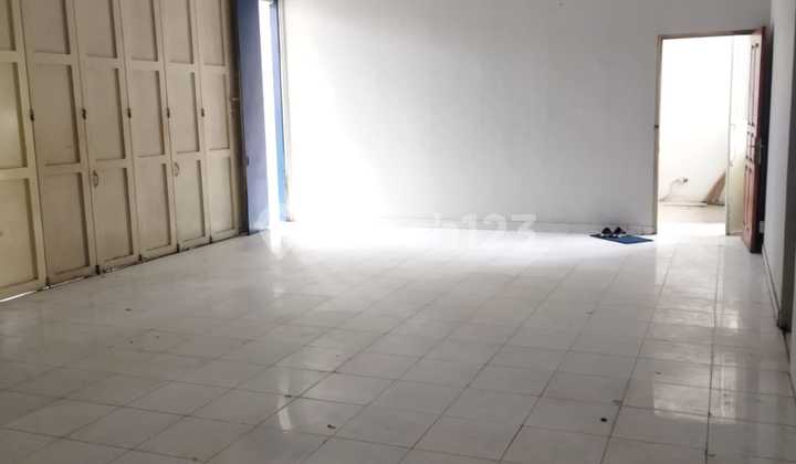 For Sale/For Rent 2-Story Shop House in North Cimahi Strategic Location 2