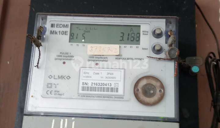 House for Sale in Taman Kopo Indah Bandung, Suitable for Business 2