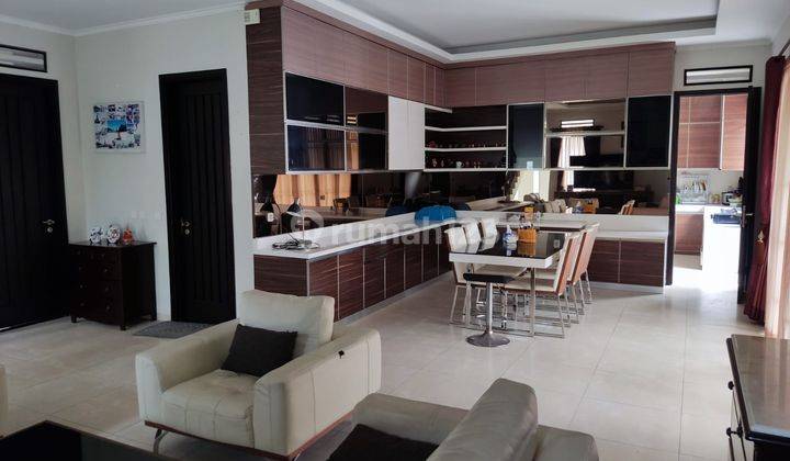 Rumah Dijual Btd Kota Baru Parahyangan Lux Semi Furnished 2