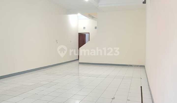 Dijual Ruko Siap Pakai di Mainroad Taman Holis Indah Bandung Dijual Ruko Siap Pakai di Mainroad Taman Holis Indah Bandung