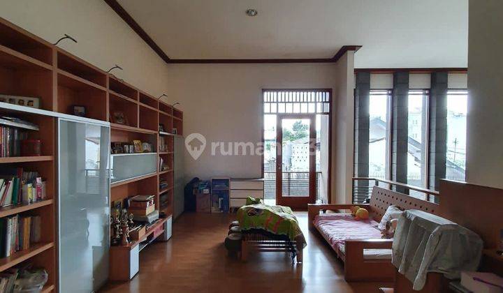 Rumah Dijual Kautamaan Istri Bandung Cantik Strategis 1