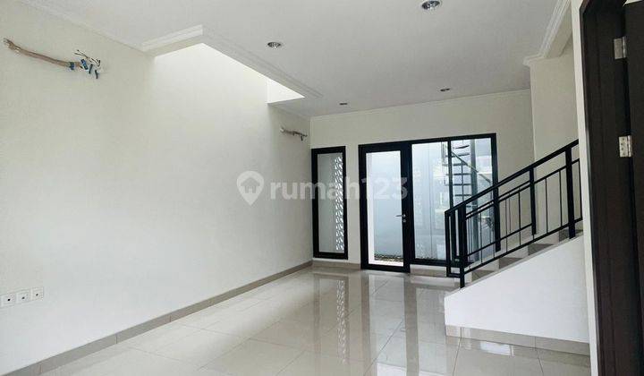 Rumah Dijual Summarecon Bandung 2 Lantai Minimalis 1