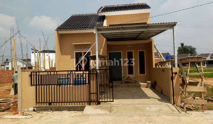 Jual cepat Rumah Baru. Ada satu unit lagi. Bonus AC dan pagar. Lokasi sukawinatan Palembang  1