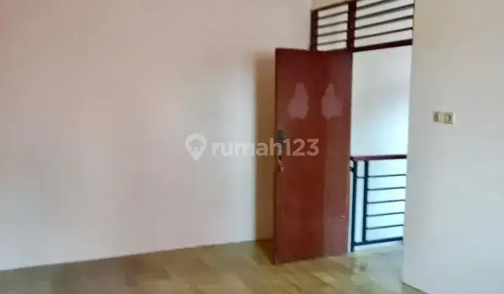 Disewakan Rumah Bagus Di Pejaten (PD013671) 2