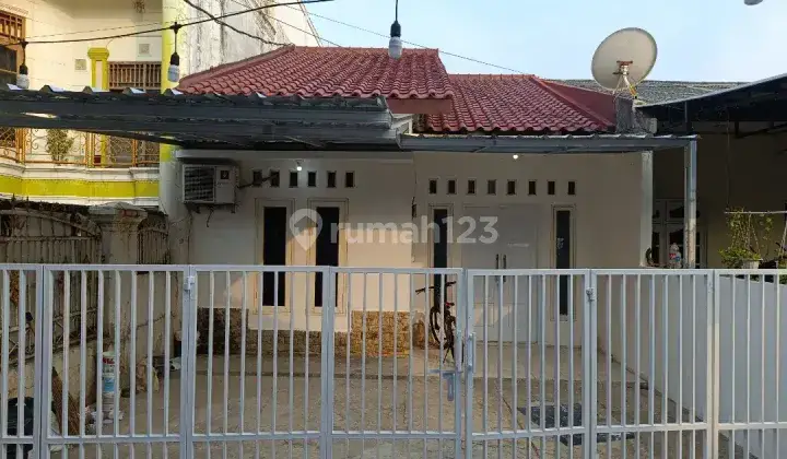 Disewakan Rumah Di Kebagusan (PD013702) 1