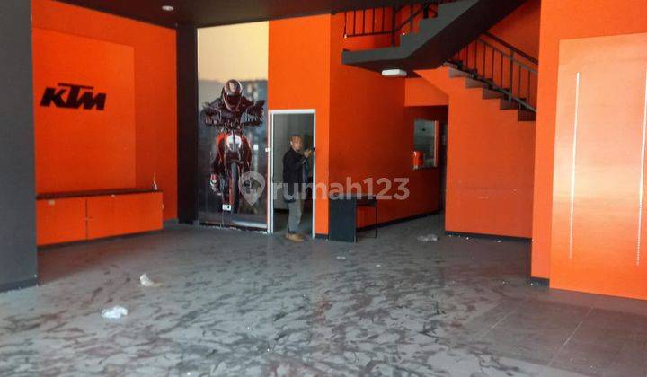 Dijual Cepat Bangunan Gedung, Lokasi Strategis di Ciputat 2