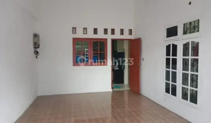 Disewakan Rumah Bagus Di Pejaten (PD013671) 1