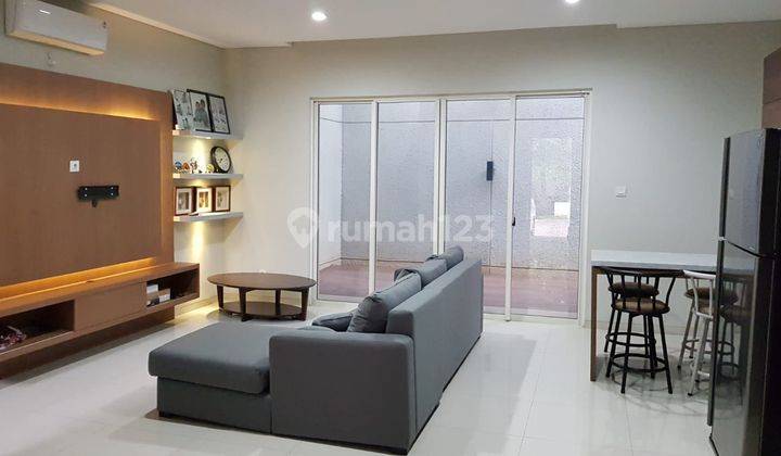 Disewakan Rumah Mewah Fully Furnished Di Lebak Bulus (PD013691) 1