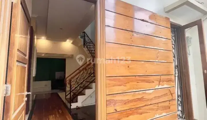 Disewakan Rumah Bagus Di Jagakarsa (PD013760) 2