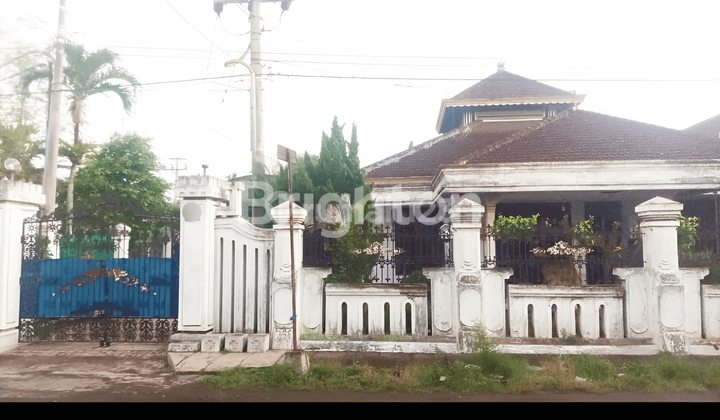 RUMAH HOOK TENGAH KOTA TULUNGAGUNG 1