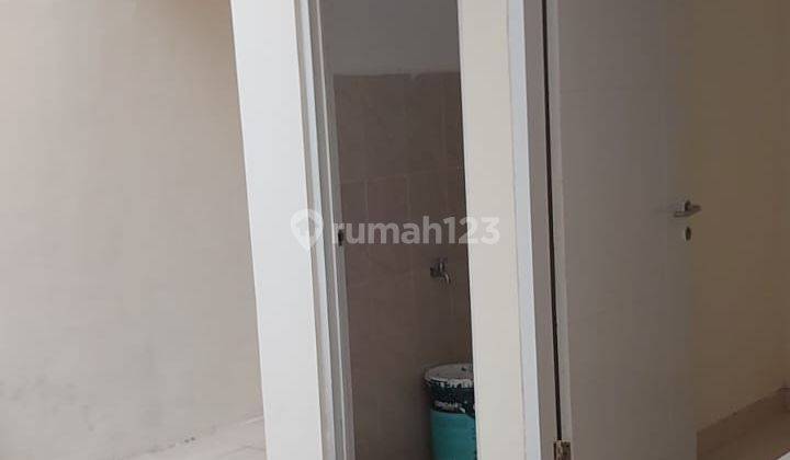 Disewakan Rumah Siap Huni 2 lt Di Citra Raya ( Baru Direnovasi ) 5