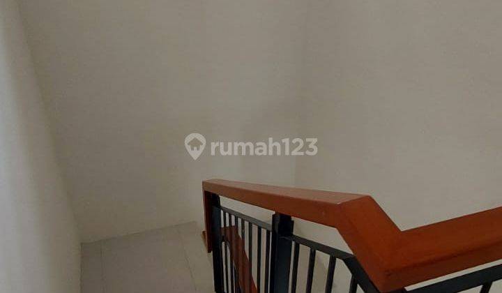 Dijual Rumah Minimalis 2 Lantai Sudah Renovasi di Citra Raya  1